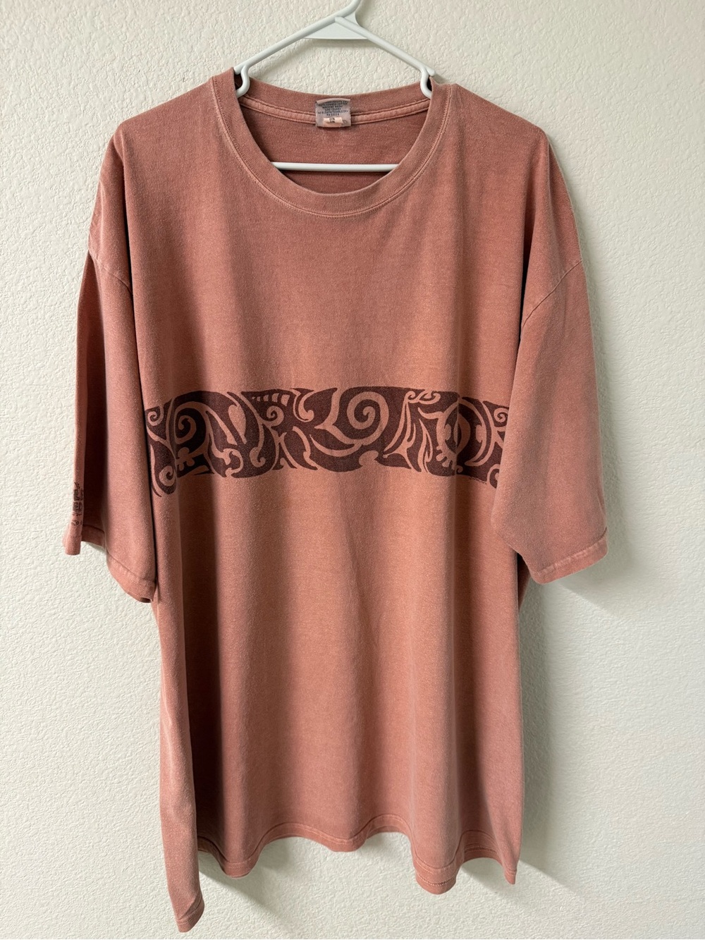 Men's Rust Tribal-Graphic Short Sleeve Crewneck T-Shirt